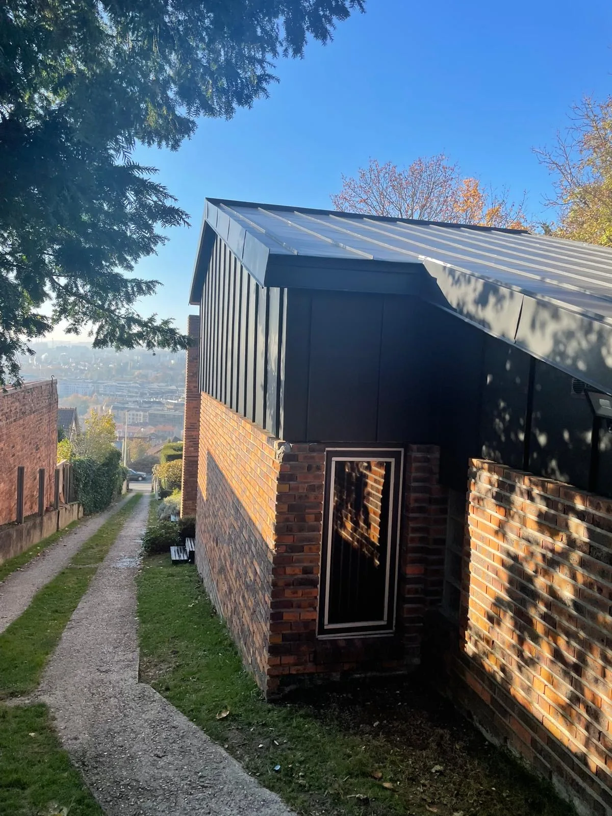 Extension en brique, après